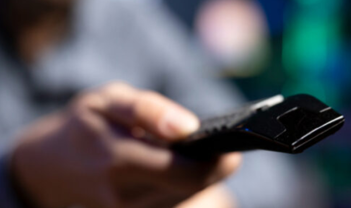 Απόκοσμη ιστορία με διαρκείς ανατροπές: Αυτή είναι σειρά για την οποία μιλάνε όλοι