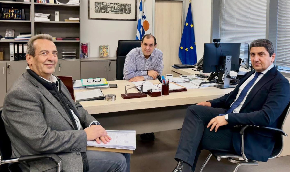 Λευτέρης Αυγενάκης: Εξέλιξη στην πορεία αποκατάστασης των ζημιών στο παραλιακό μέτωπο Γουβών