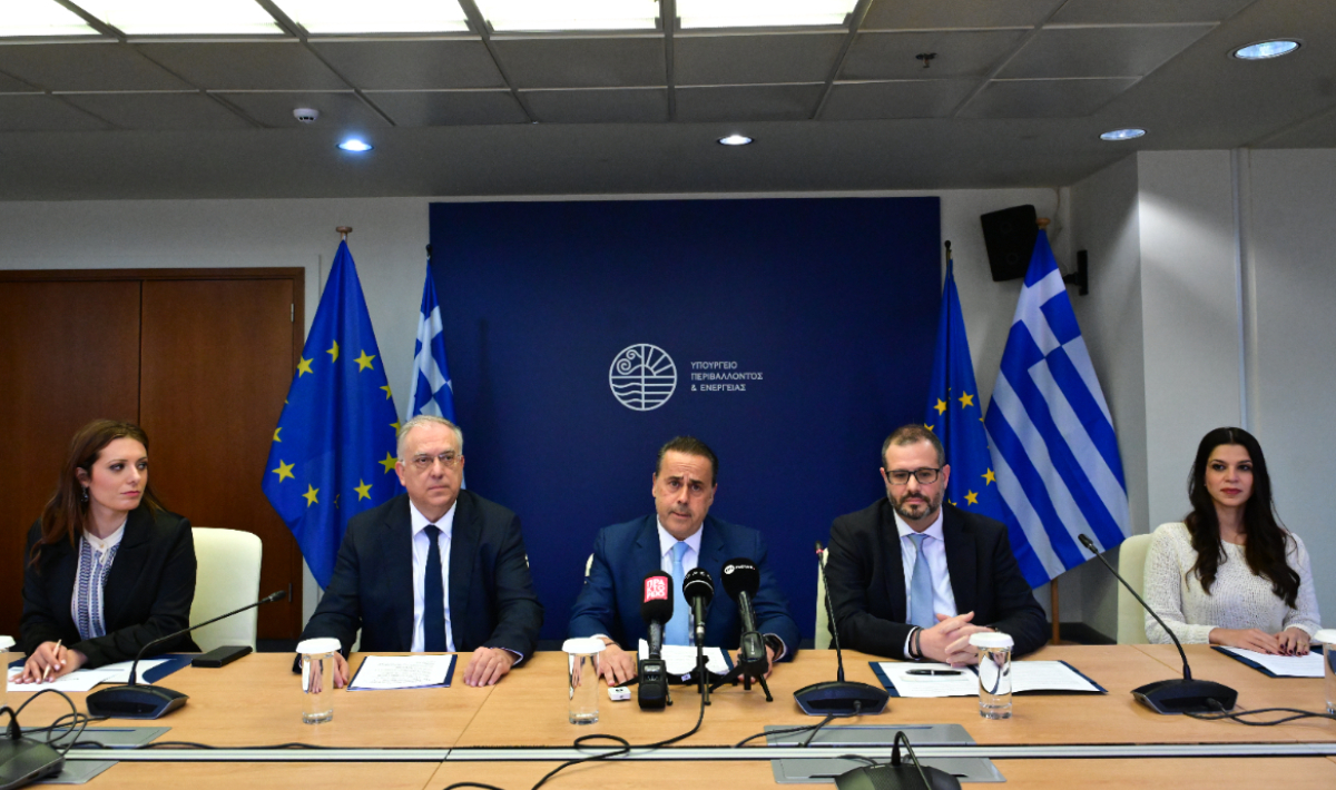 Παπασταύρου Θεοδωρικάκος