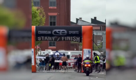 Απίστευτο περιστατικό σε μαραθώνιο: Πανηγύριζε την πρωτιά του και τερμάτισε... δεύτερος! (βίντεο)