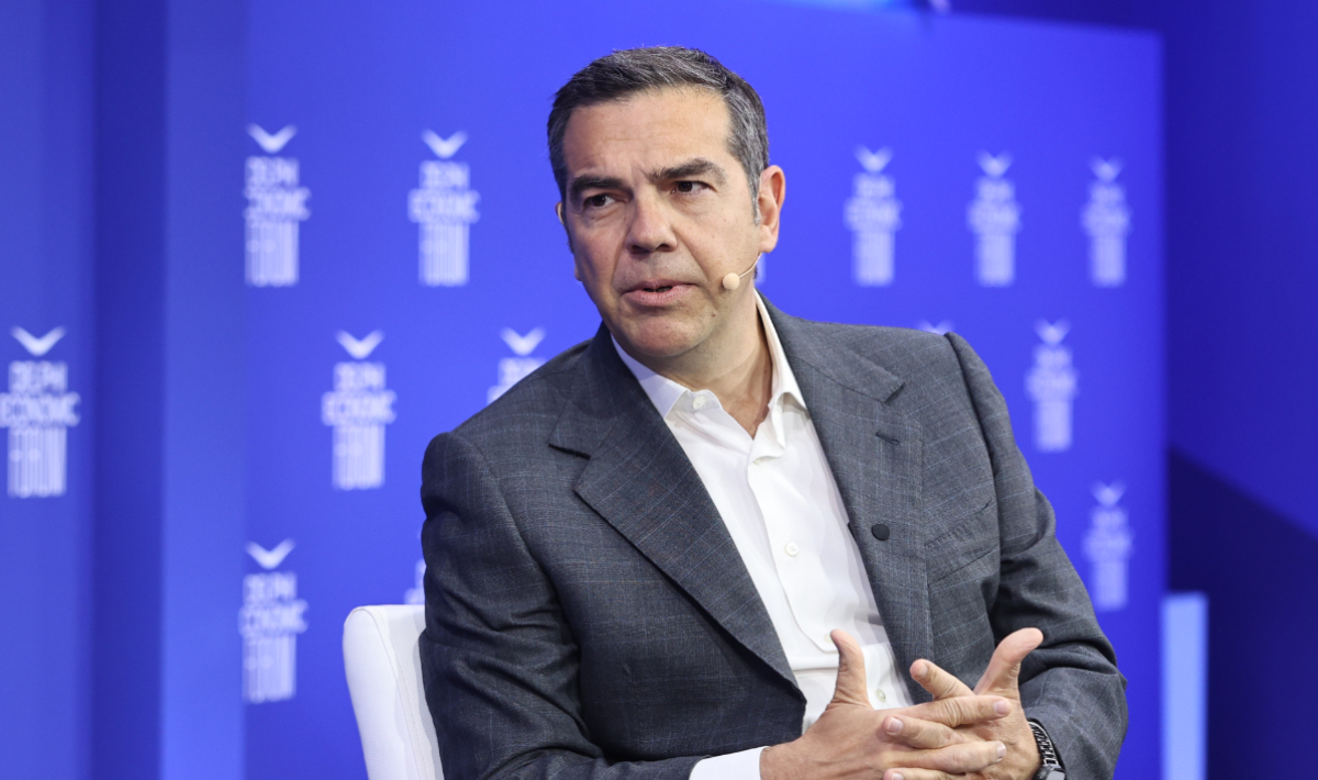 Αλέξης Τσίπρας: «Επιστρέφω για να επιστρέψει στο πολιτικό σύστημα η κανονικότητα και η σταθερότητα» (βίντεο)