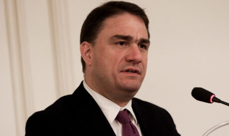 Κώστας Τσουκαλάς Κοντινή