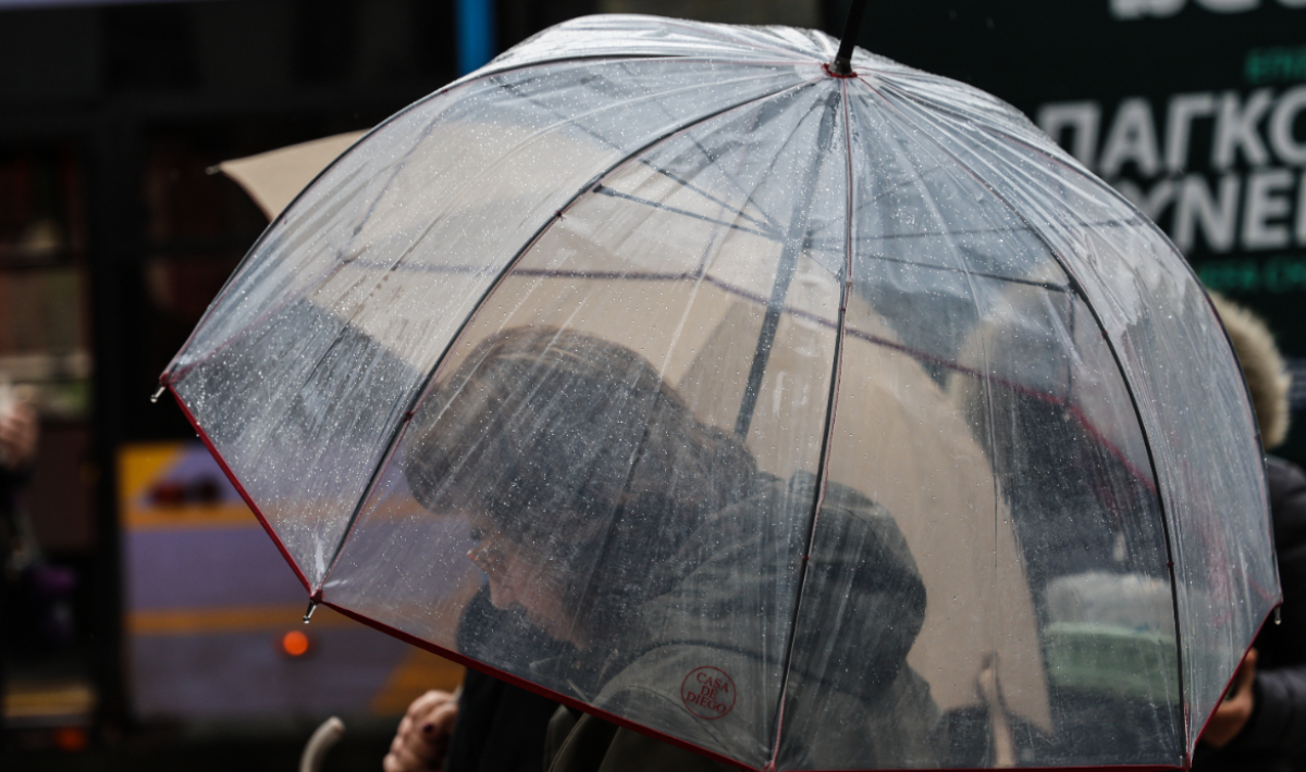 Καιρός: Βροχές και καταιγίδες σήμερα 17/4 στην Κρήτη – Στους 20 βαθμούς η θερμοκρασία