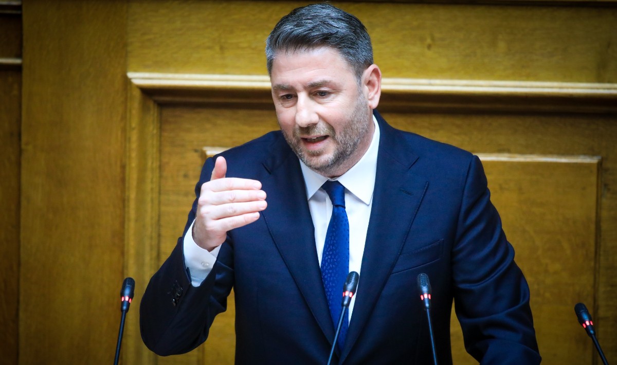 Ανδρουλάκης από Λέσβο: «Καταστροφή στο ζωικό κεφάλαιο και κυβερνητικές ευθύνες»