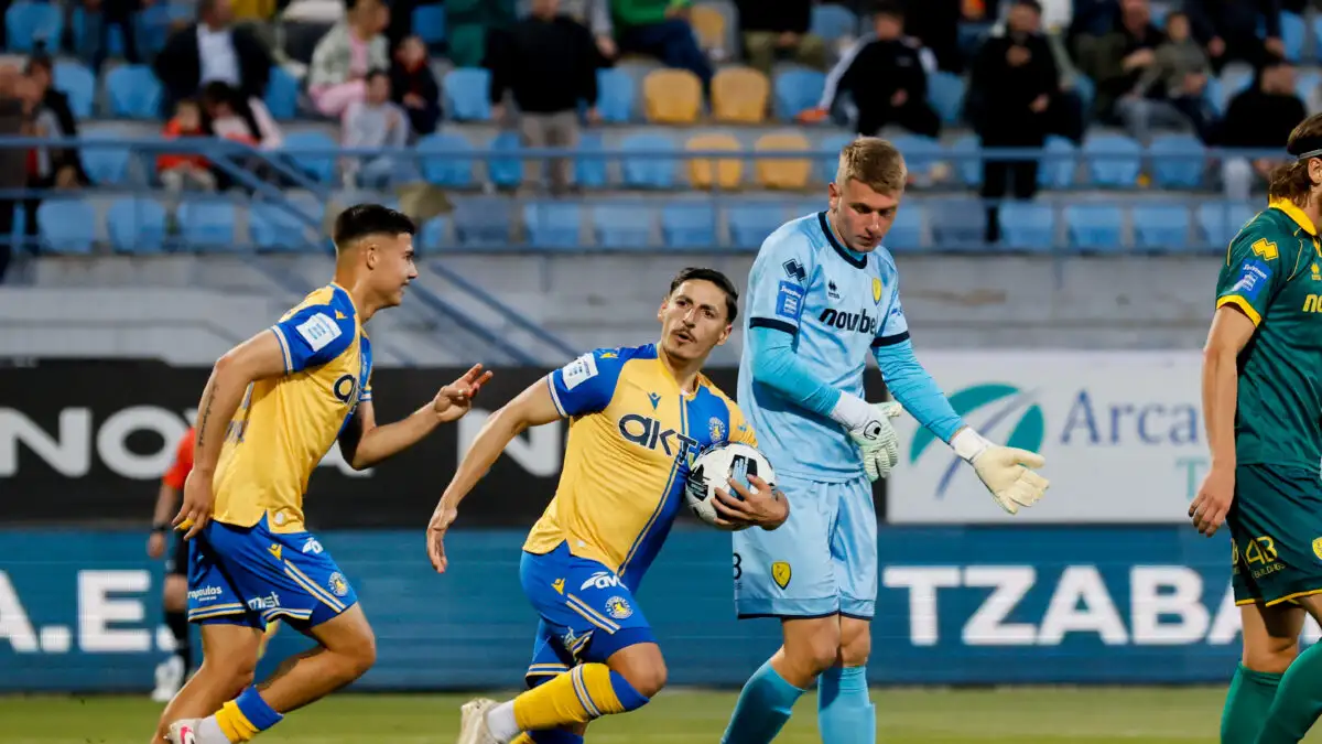 Αστέρας Τρίπολης – Παναιτωλικός 2-1: «Χρυσή» νίκη παραμονής για τους Αρκάδες