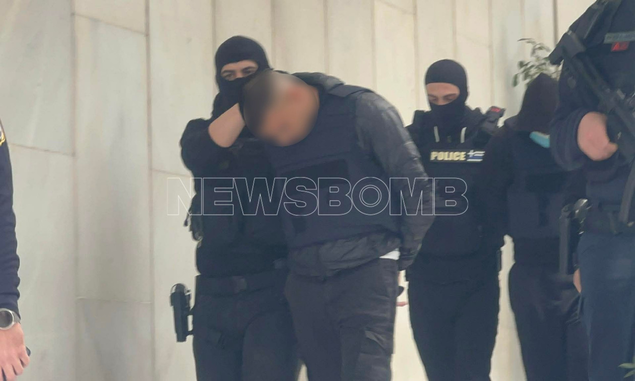 Άγιος Δημήτριος: Αυτός είναι ο 20χρονος ναύτης που δολοφόνησε τον γιο του ταξίαρχου της ΕΛ.ΑΣ. (φώτο)