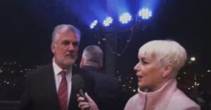 Κέρκυρα: Σάλος στην Ανάσταση με δήμαρχο που αρνήθηκε να πει «Χριστός Ανέστη» (βίντεο)