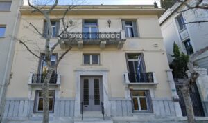 Στο σφυρί ισόγεια ιδιοκτησία στο ακίνητο του Άκη Τσοχατζόπουλου