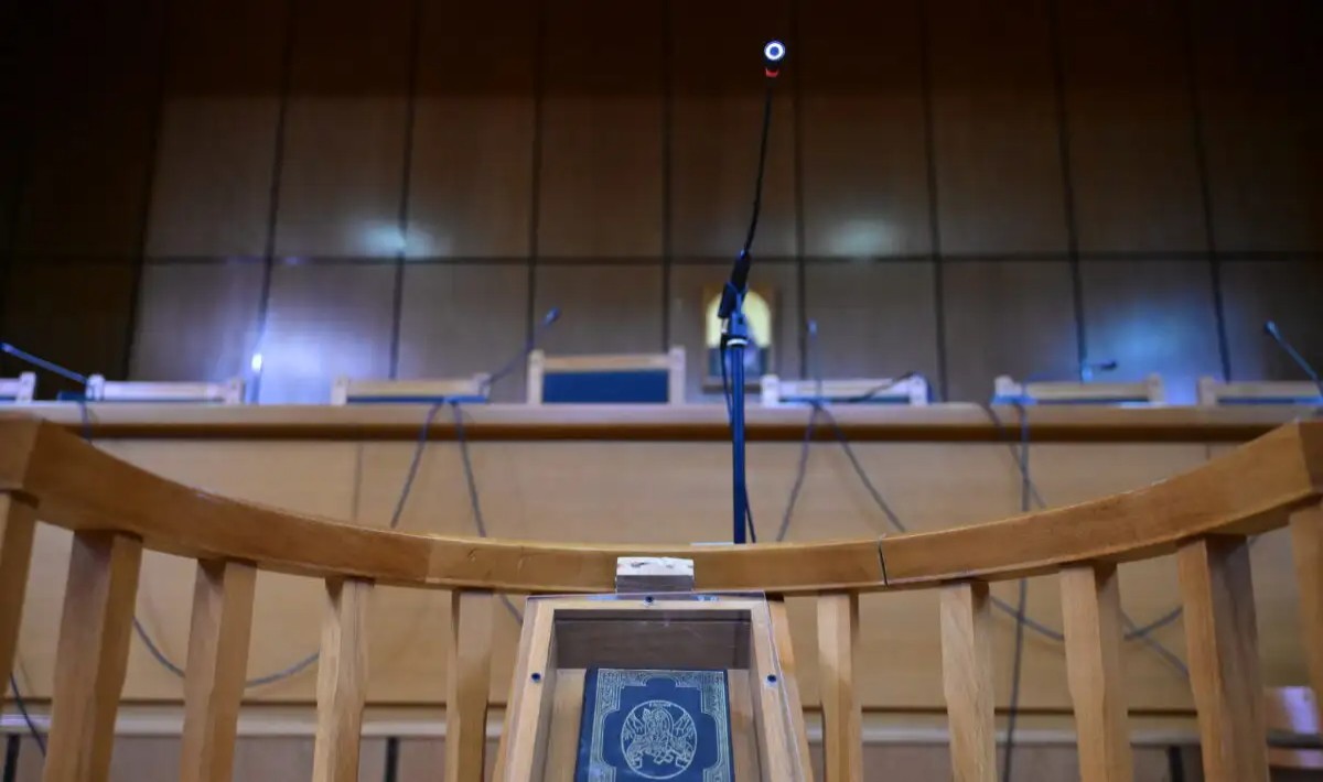 Τέμπη: Εμπόδια στην εκδίκαση για τους ελεγκτές της Εθνικής Αρχής Διαφάνειας – Πέθανε ο ένας από τους δύο κατηγορούμενους