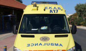 Αχαρνές: Φονική παράσυρση πεζής από νταλίκα