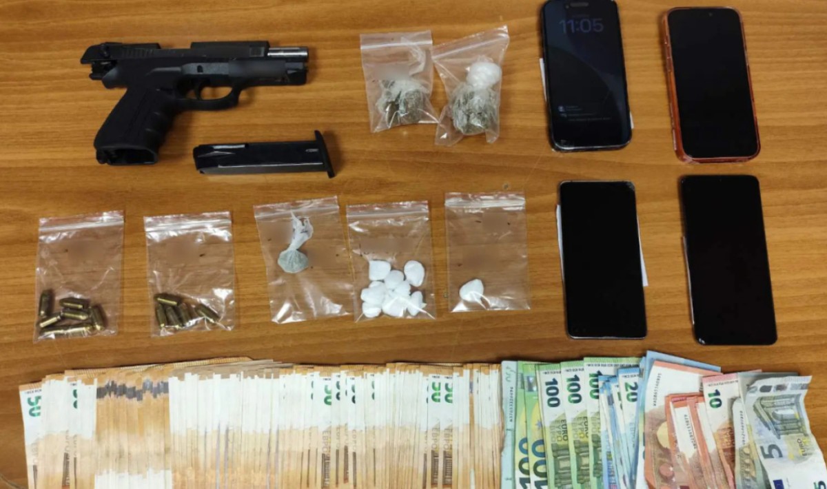 Συνελήφθησαν 2 αλλοδαποί για διακίνηση ναρκωτικών στο Περιστέρι