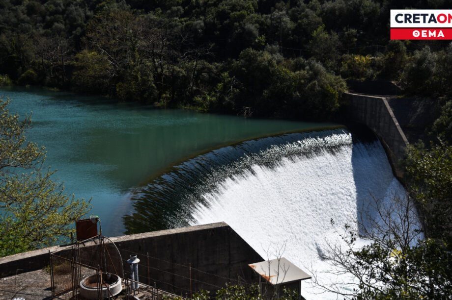 διπλό φράγμα Ταυρωνίτη