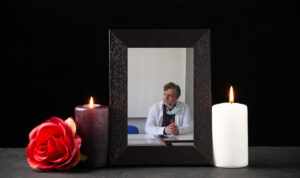 Συγκινητική αναφορά Λιονή στον Νίκο Αντωνάκη: «Ένας από τους θεμελιωτές της Πρωτοβάθμιας Φροντίδας Υγείας»