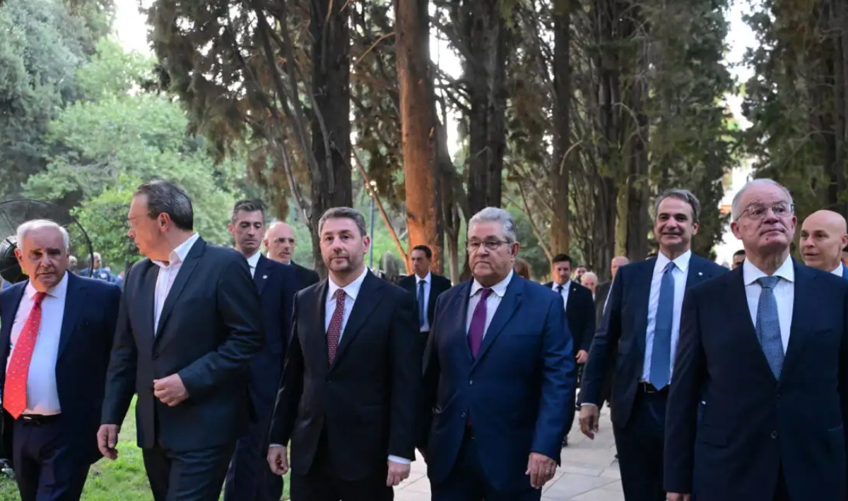 Πάσχα εκτός Αθηνών για Τασούλα, Μητσοτάκη, Φάμελλο και Κουτσούμπα – Στην Αθήνα για την Ανάσταση ο Ανδρουλάκης