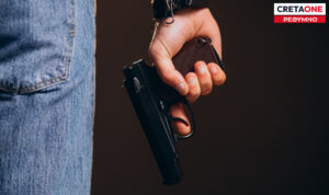 Ξανά βγήκαν τα όπλα στην Κρήτη: Έριχνε κατά ριπάς μπαλωθιές!