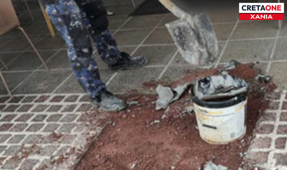 Χανιά: «Ενοχλούσε» το δέντρο, το έκοψαν και το τσιμέντωσαν για να βάλουν τραπεζάκια!