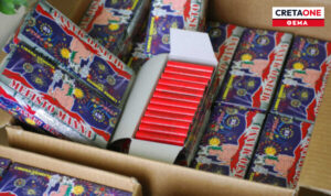 Ηράκλειο: Πασχαλινές έφοδοι της Αστυνομίας σε μαγαζιά για κροτίδες και βεγγαλικά – Χειροπέδες στους παραβάτες