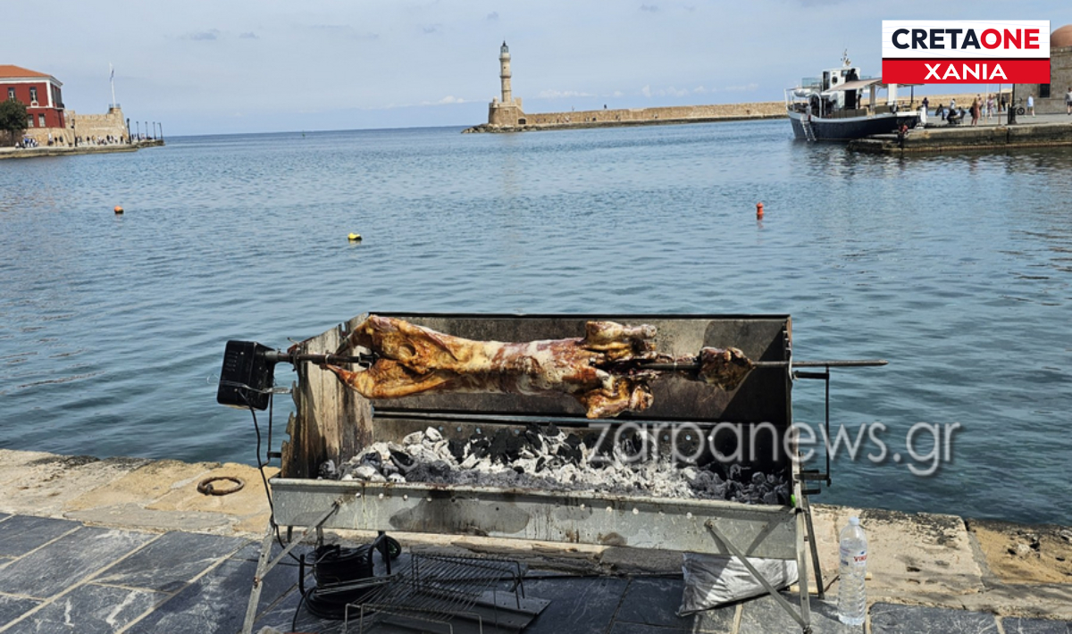 Χανιά: Αρνί, κοκορέτσι και αντικριστό με θέα τον Φάρο