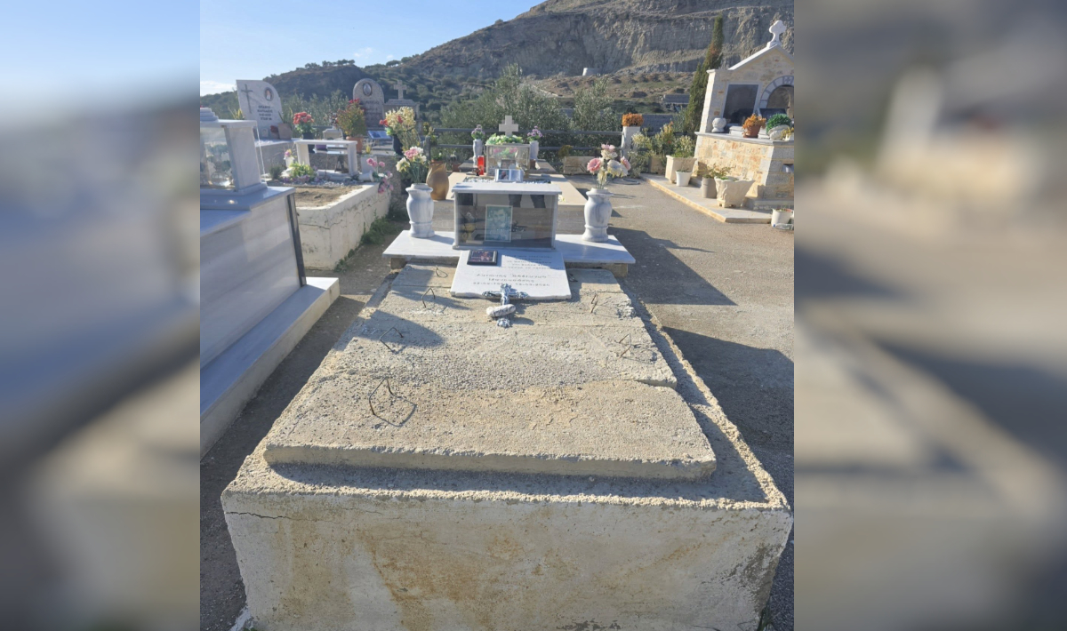 Σε απόγνωση πατέρας στην Μεσαρά – «Βρήκα άδειο τον τάφο του παιδιού μου»