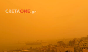 «Χάθηκε» το Ηράκλειο μέσα στην αφρικανική σκόνη – Δείτε φωτογραφίες και βίντεο