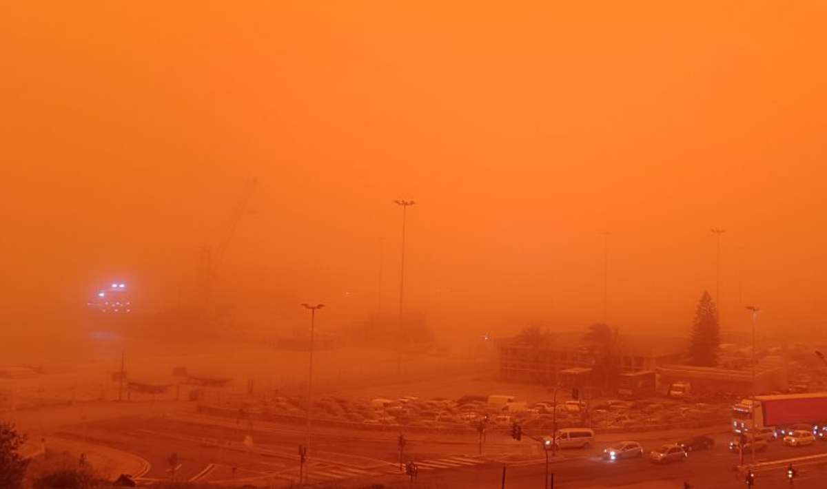 ΛΙΜΑΝΙ ΣΚΟΝΗ