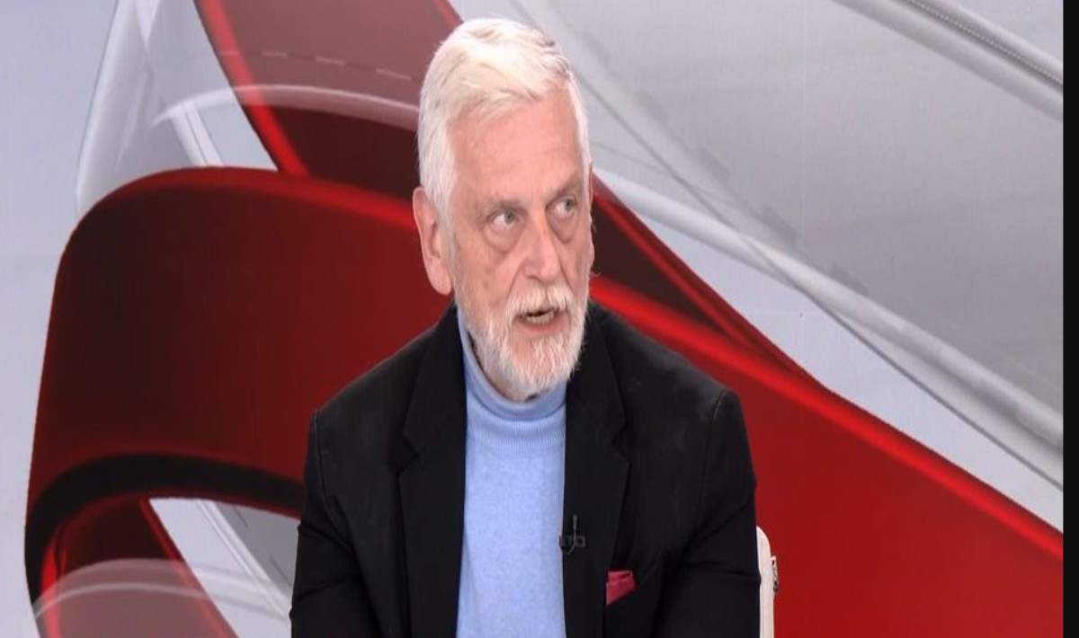 Λοβέρδος για Άγιο Φως: «Η κυβέρνηση θα κάνει ό,τι είναι απαραίτητο για να πραγματοποιηθεί η μεταφορά του»