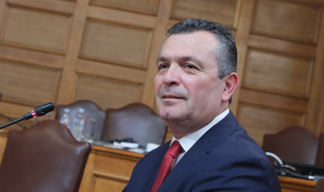 Μπουκώρος: «Θα συνεχίσω να είμαι δίπλα στους παραγωγούς που είναι αναγκασμένοι να επιβιώνουν κάτω από πολύ δύσκολες συνθήκες»