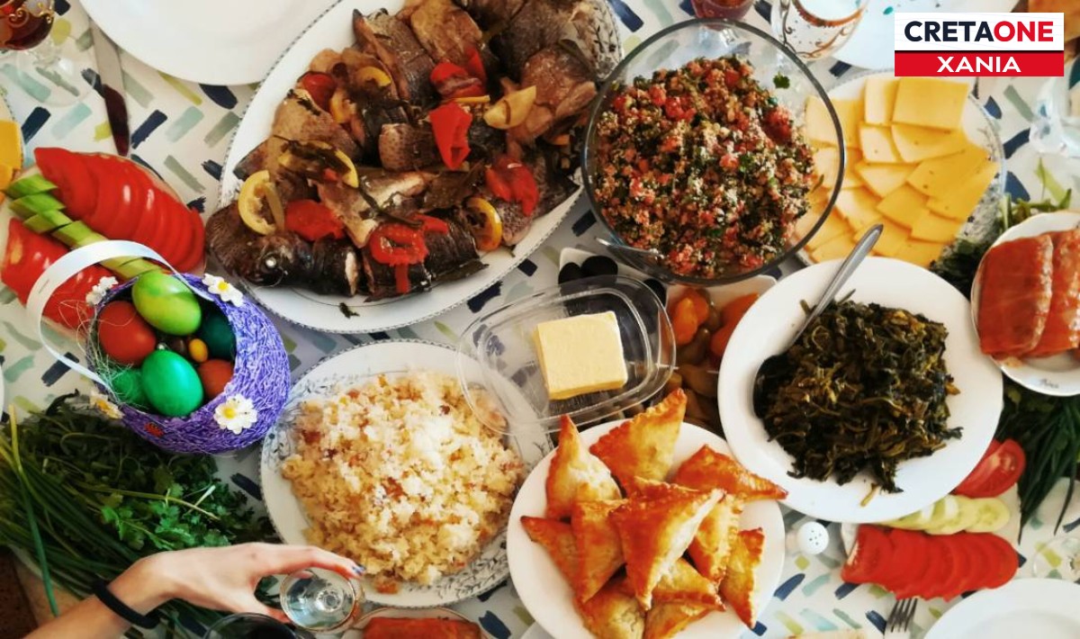 Χανιά: Ψωνίζουν αλλά με μέτρο για το πασχαλινό τραπέζι