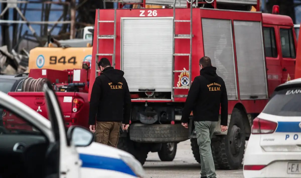 Φωτιά σε όχημα κοντά στο ΣΕΦ – Συναγερμός στην Πυροσβεστική