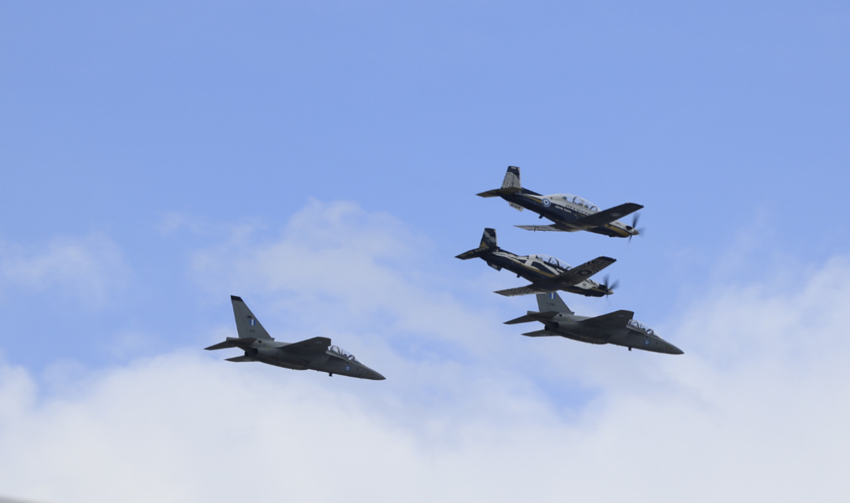 Τουρκικά F-16 πέταξαν πάνω από το Αιγαίο – Συνολικά 8 παραβάσεις του FIR Αθηνών