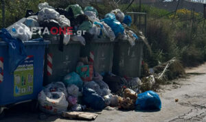 Όλο το Ηράκλειο σε μια φωτογραφία: Θα καταφέρει να περάσει ο επιτάφιος;