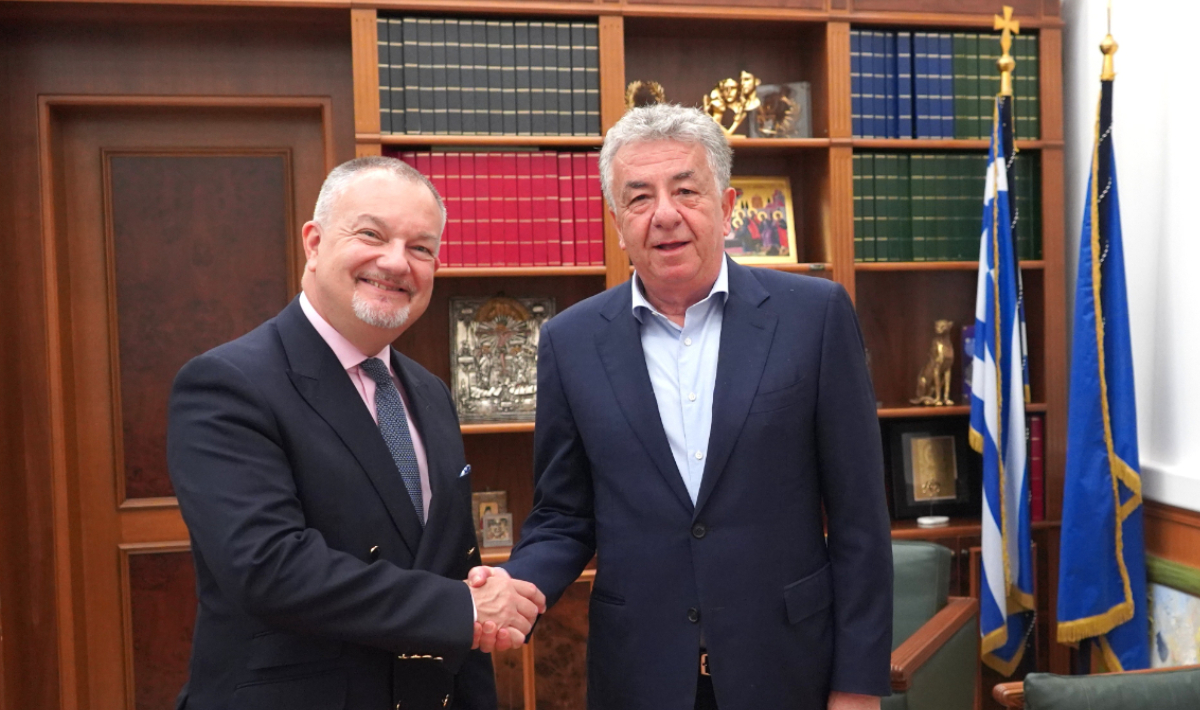 Αποχαιρετιστήρια επίσκεψη του Βρετανού Πρέσβη στον Περιφερειάρχη Κρήτης