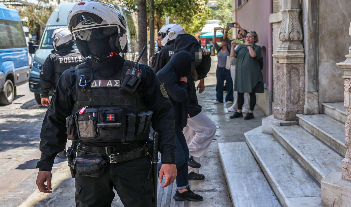 Ξεκινούν οι απολογίες για τα κυκλώματα ναρκωτικών στην Κρήτη – Στη δικογραφία συνολικά 77 άτομα