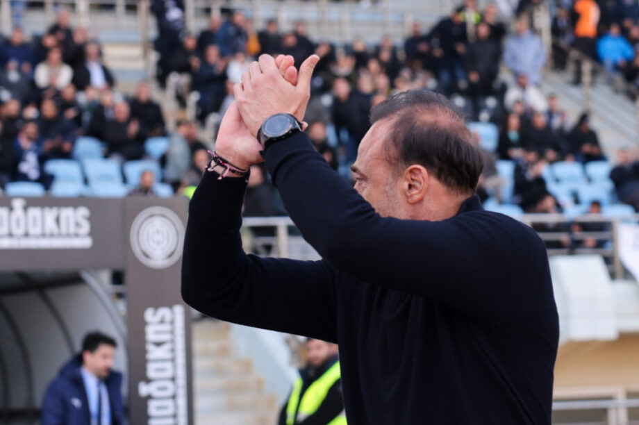 Κόντης Χειροκρότημα