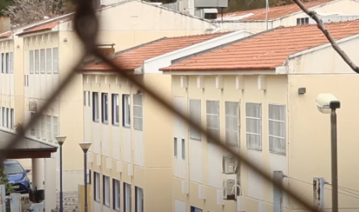 Έγκλημα στο Δαφνί: 48χρονος τρόφιμος στραγγάλισε 59χρονο – Η ανακοίνωση των εργαζομένων