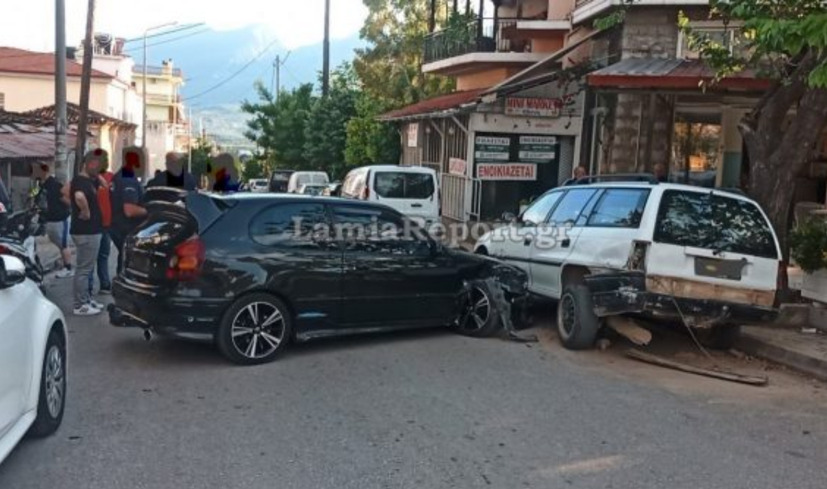 Τροχαίο ατύχημα στη Λαμία: Αυτοκίνητο προσέκρουσε σε παρκαρισμένο όχημα – (φωτογραφίες,βίντεο)