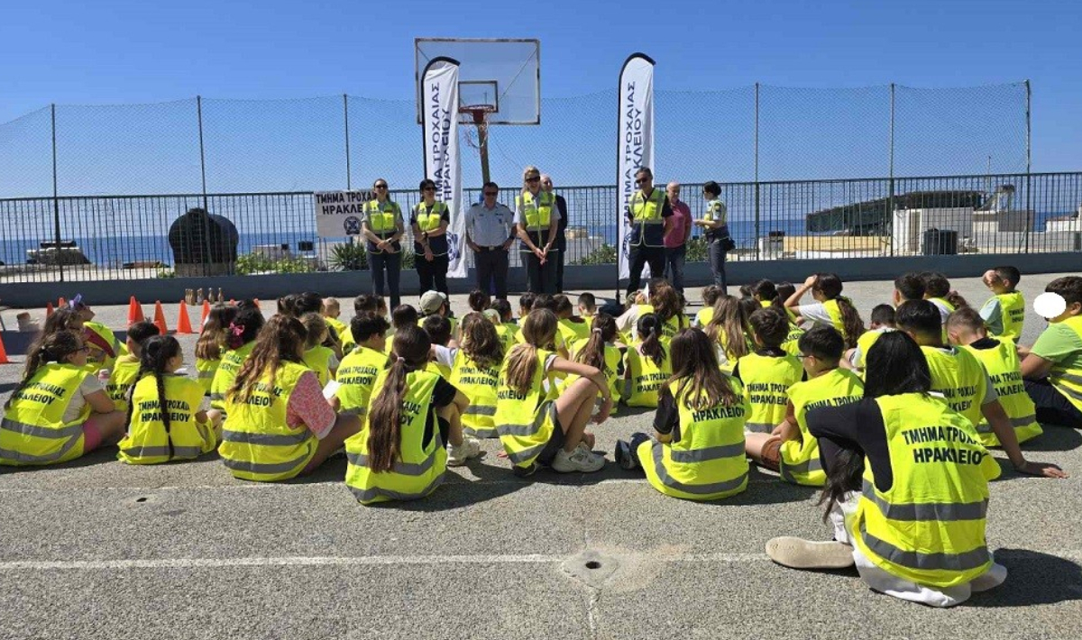 Μαθήματα οδηγικής συμπεριφοράς και… ζωής για τους μαθητές της Βιάννου (φωτογραφίες)