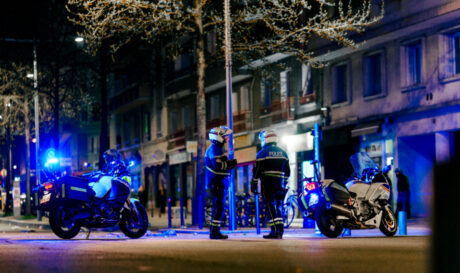 Police Νύχτα