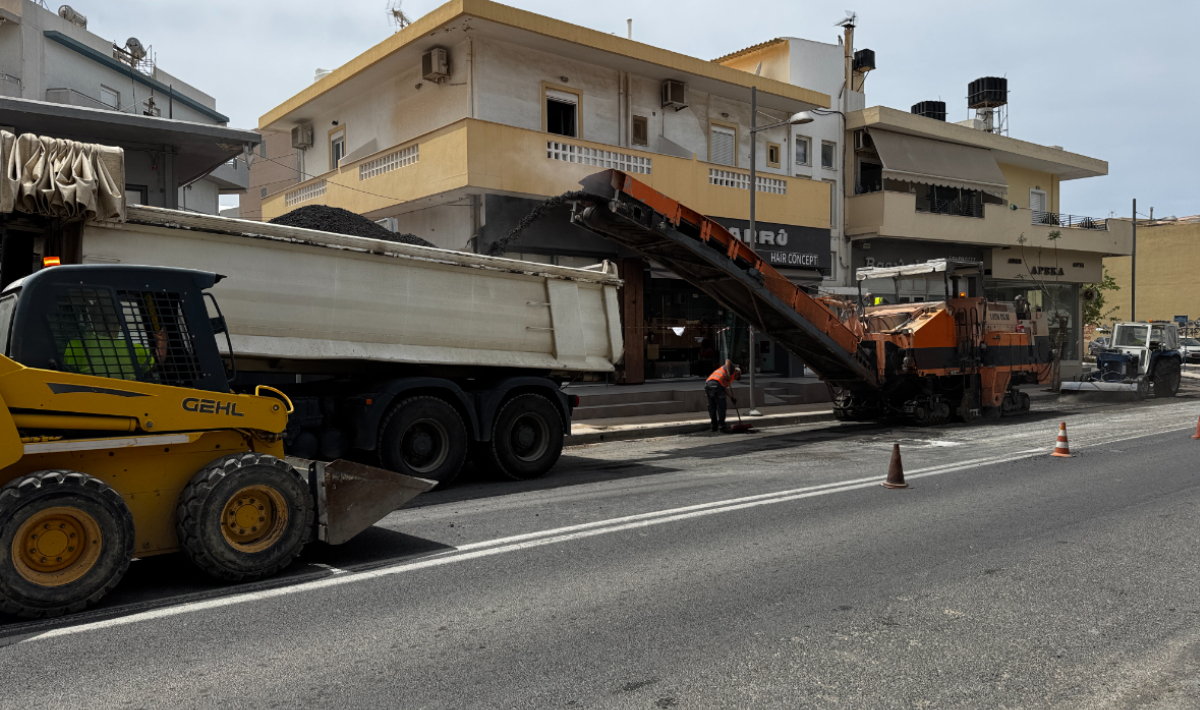 Ηράκλειο: Σε εξέλιξη εργασίες φρεζαρίσματος και ασφαλτόστρωσης στην Λ. Παπαναστασίου