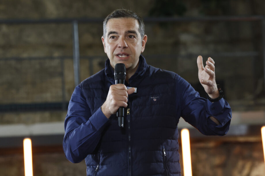Αλέξης Τσίπρας Μικρόφωνο
