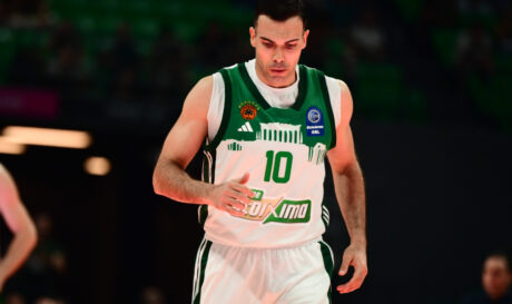 ΚΩΣΤΑΣ ΣΛΟΥΚΑΣ