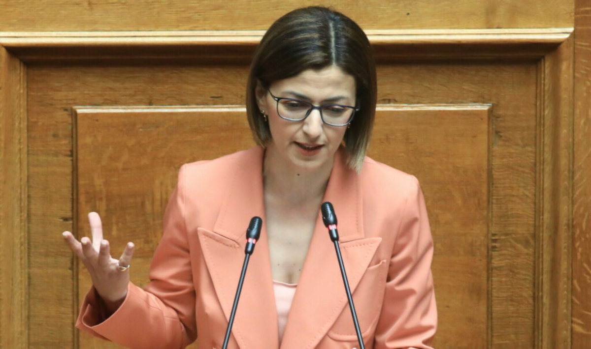 Έκκληση Αγαπηδάκη προς τις γυναίκες της Κρήτης: «Να μην επιτρέπουν όπλα στο σπίτι τους»
