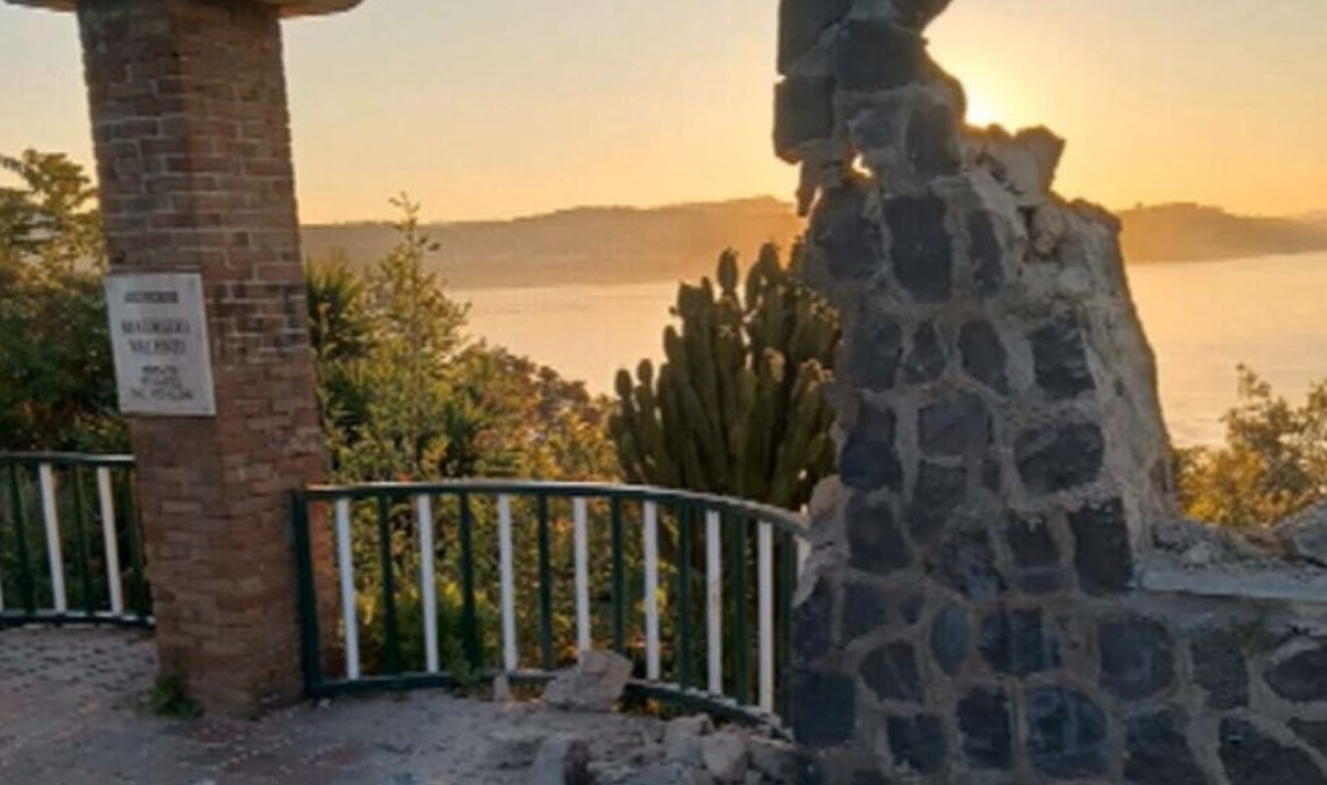 Σεισμός στη Νάπολh: Κλειστά σχολεία μετά τα 4,4 Ρίχτερ