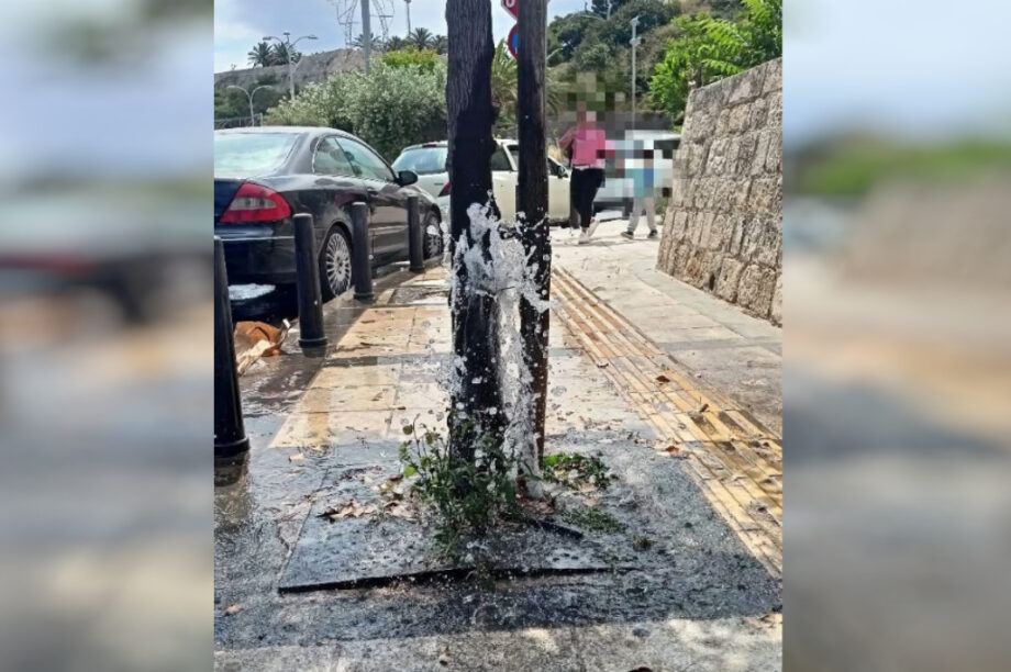 ΝΕΡΟ ΚΟΜΜΕΝΟ ΜΠΕΝΤΕΝΙ