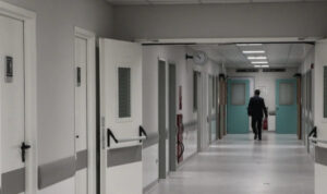 Ρόδος: Σπαράζει η μάνα της 24χρονης μετά τον αιφνίδιο θάνατό της – «Πήγα να την ξυπνήσω και ήταν πεθαμένο» (βίντεο)