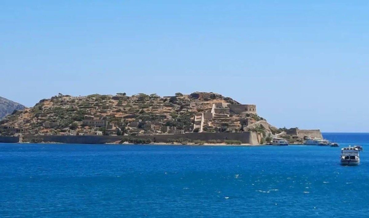 Λασίθι: Η Σπιναλόγκα «ζωντανεύει» ψηφιακά με QR ξενάγηση και ηλεκτρονικό ξεναγό