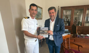 Σε καλό κλίμα η συνάντηση του Αντιπεριφερειάρχη Λασιθίου με το νέο Περιφερειακό Διοικητή Λιμενικού Σώματος Κρήτης (φώτο)