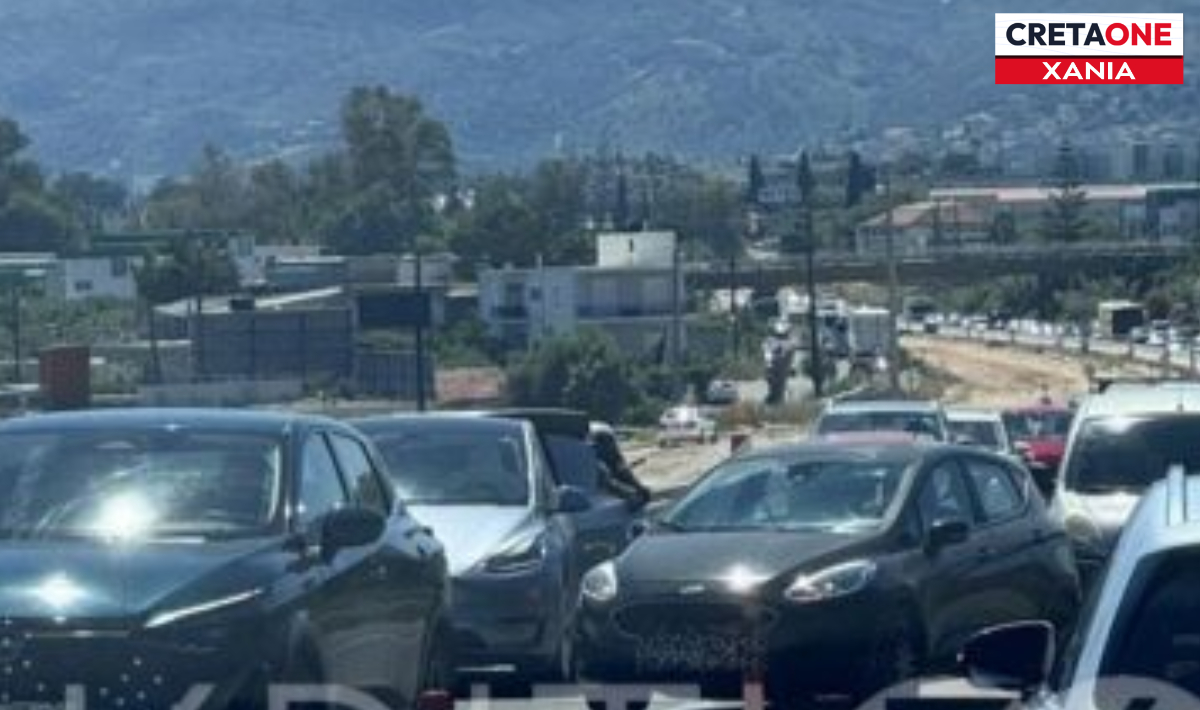 Χανιά: Κυκλοφοριακό χάος στον ΒΟΑΚ μετά από τροχαίο – Δείτε φωτογραφίες