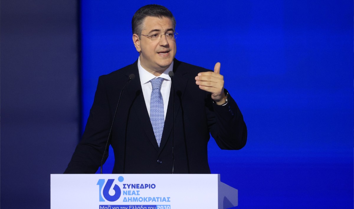 Ο Απόστολος Τζιτζικώστας στο 16ο Συνέδριο της ΝΔ: «Ο Μητσοτάκης επανέφερε την Ελλάδα σε τροχιά αξιοπιστίας και ισχυρής παρουσίας στην Ευρώπη»