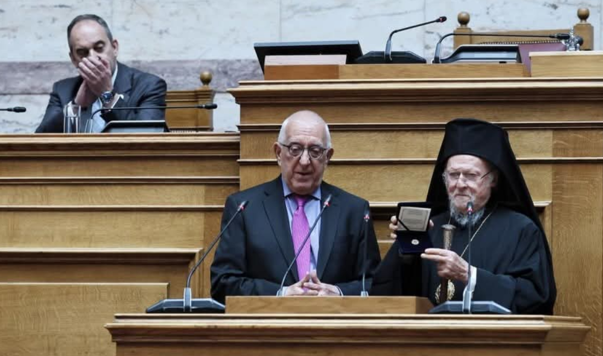 Βουλή: Ιστορική ομιλία του Οικουμενικού Πατριάρχη Βαρθολομαίου μετά από 27χρόνια – Δείτε φωτογραφίες